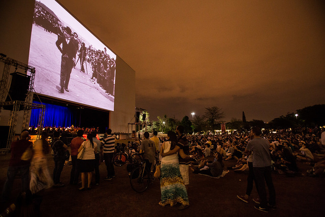 Apresentação do filme no parque Ibirapuera (Foto: Mario Miranda Filho/Agência Foto)