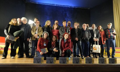 44º Festival de Cinema de Gramado - 01/09/2016 - Escritores do livro 100 MELHORES FILMES BRASILEIROS - da Associação Brasileira de Críticos de Cinema (Abraccine), Canal Brasil e Editora Letramento, no lançamento durante o Festival de Cinema - Foto: Edison Vara/Pressphoto - www.edisonvara.com.br - +555199820707