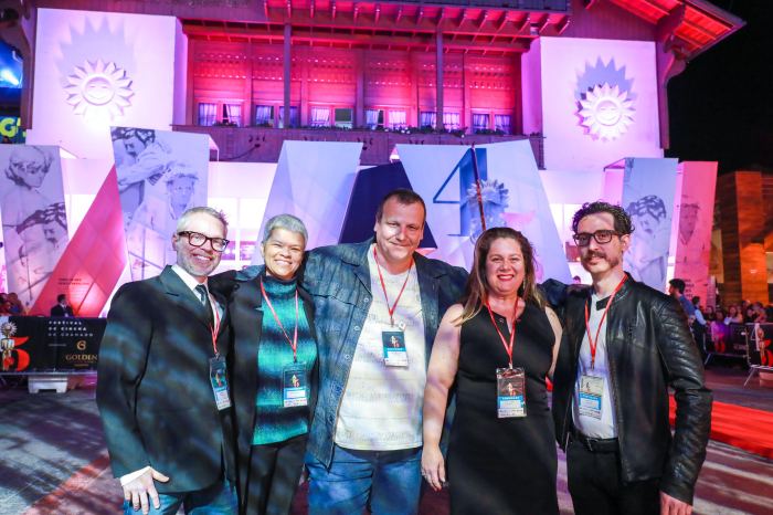 Da esquerda para a a direita: Danilo FAntinel, Suyene Correia, Cristiano Aquino, Cecilia Barroso e Juan Pablo Cinelli! Crédito: Cleiton Thiele.