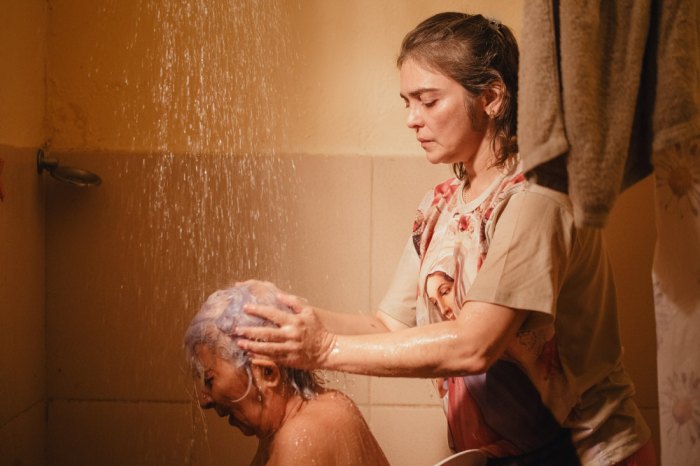 "Ladeira Abaixo" - Divulgação